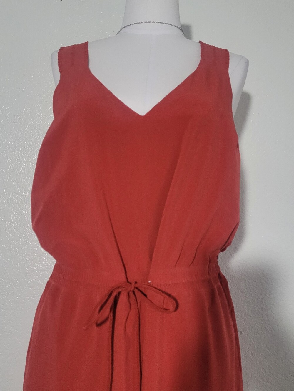 Athleta Savannah Jumpsuit V-Neck Wide Leg Featherweight Stretch Currant Size 12 - Picture 3 of 13